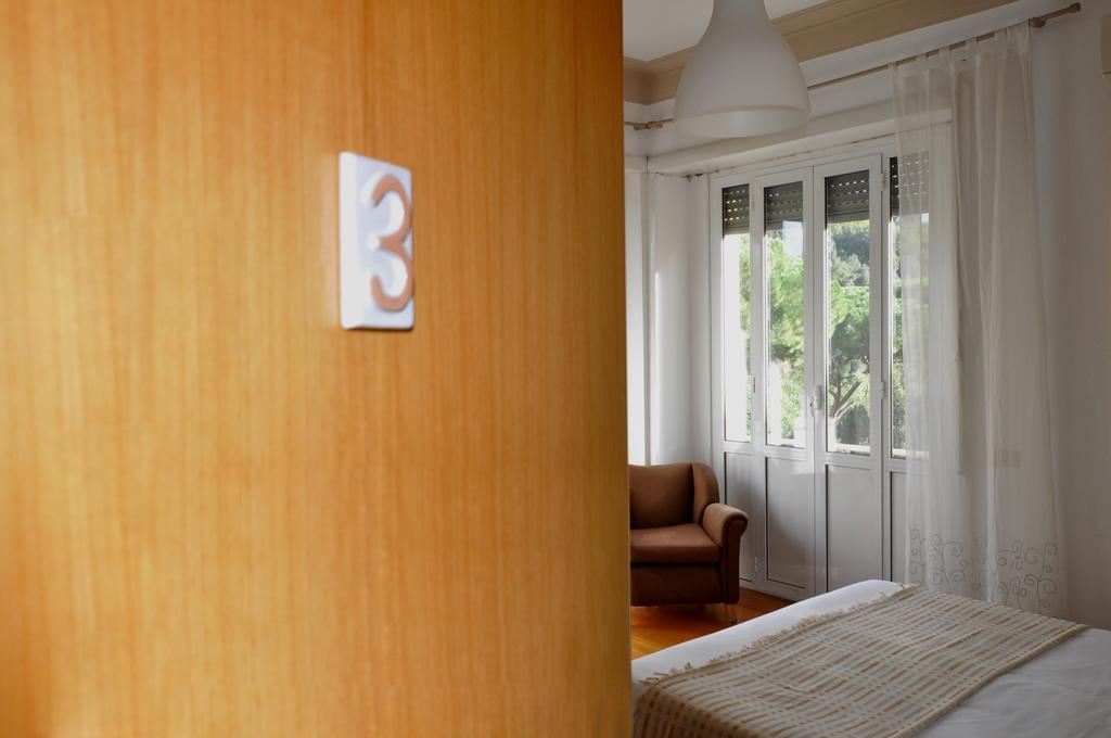 Le Suites Di Tevere Home Рим Стая снимка