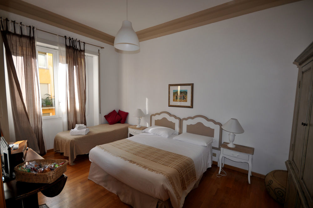 Le Suites Di Tevere Home Рим Екстериор снимка