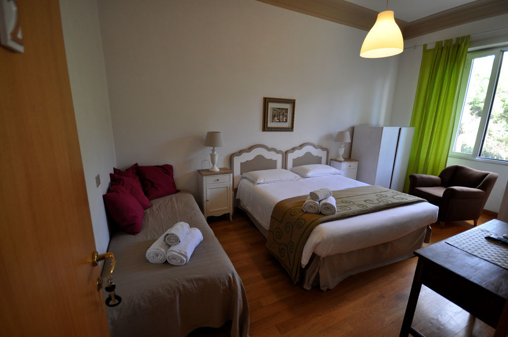 Le Suites Di Tevere Home Рим Екстериор снимка